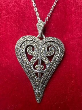 Pendant 925 Sterling Silver Heart Filigree & Marcasite Design Necklace